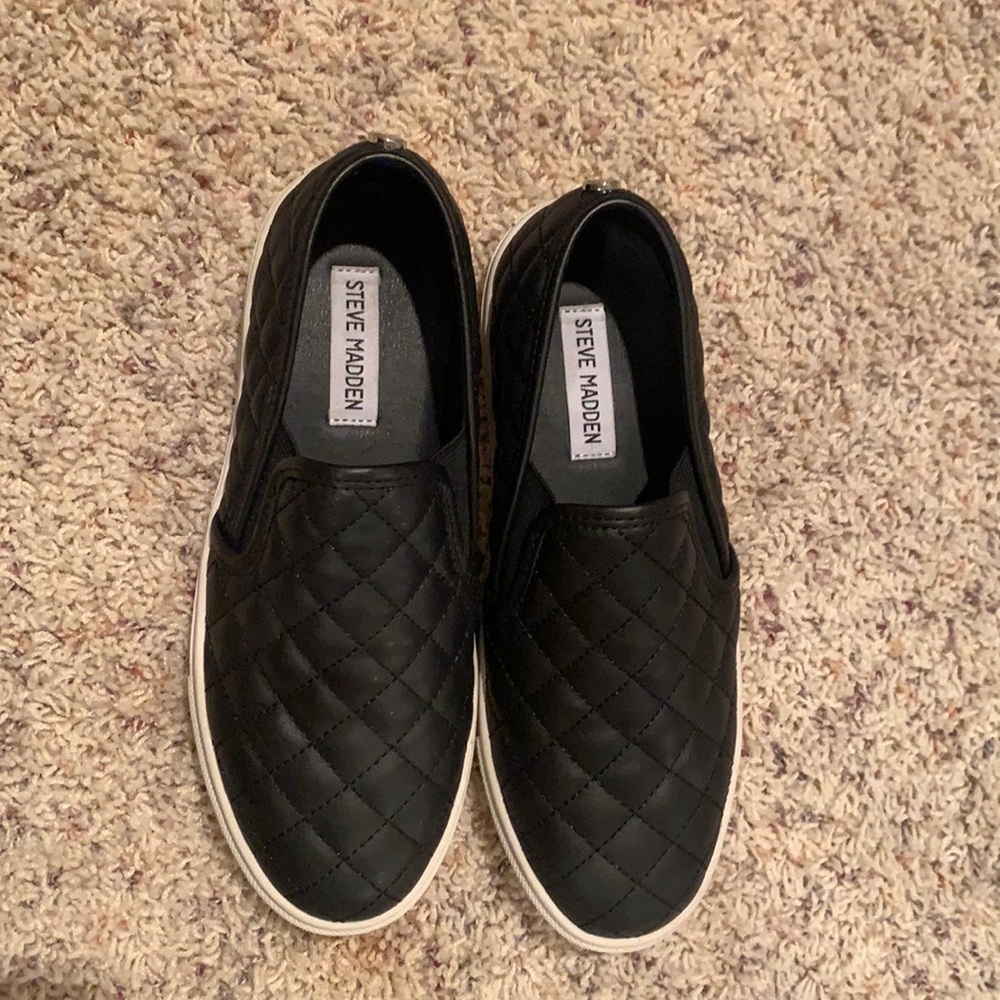 Steve Madden Sneakers